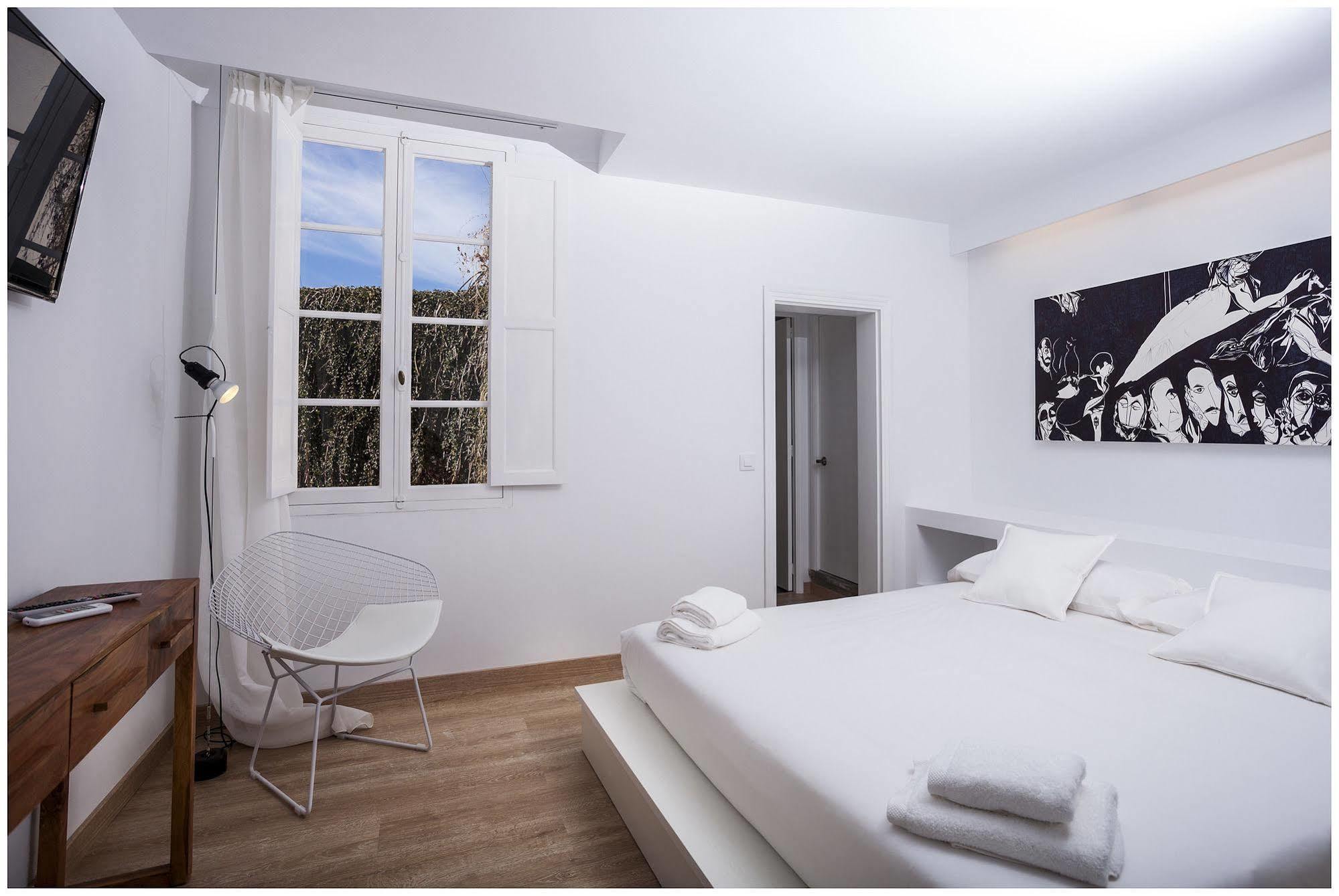 Cheap & Chic Hotel Ciutadella  Dış mekan fotoğraf